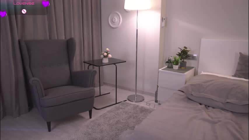 nicoledurham Adult Chat September 10, 2025