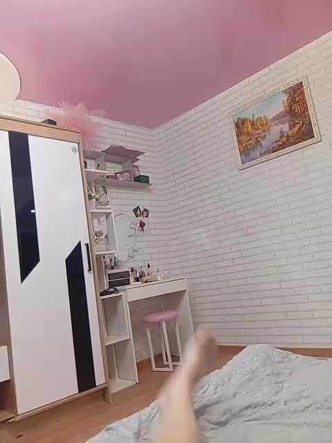 Niki233221 Adult Chat September 10, 2025