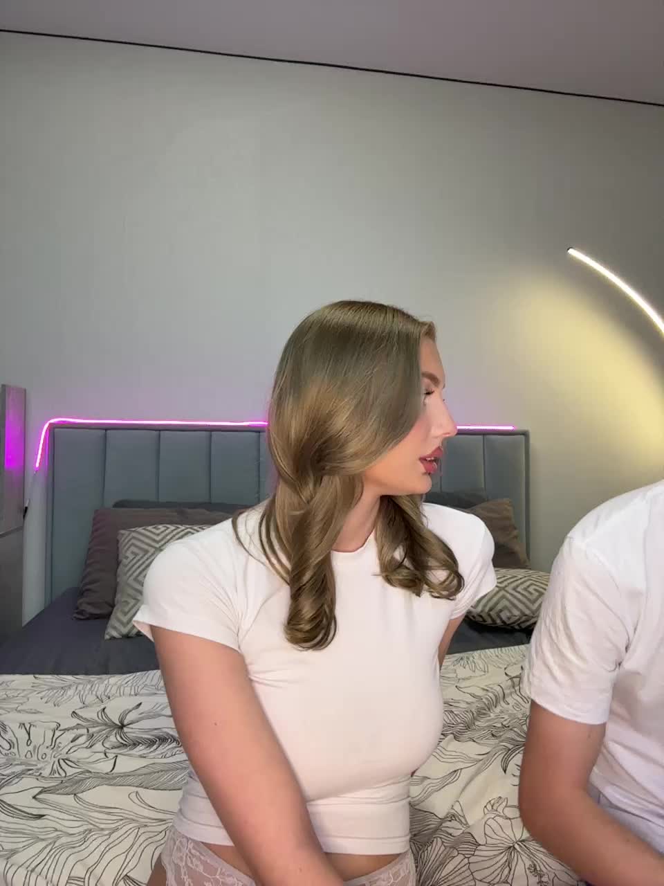 vibe-of-love Adult Chat September 10, 2025