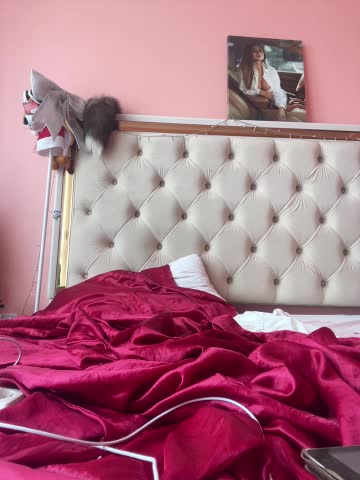 Flossy_Vettie Adult Chat September 10, 2025