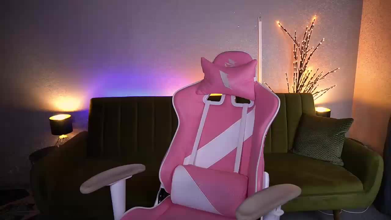 CrystalBarbie Adult Chat September 10, 2025