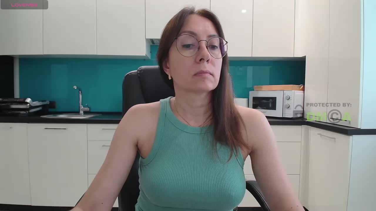 Valerianice Adult Chat September 10, 2025