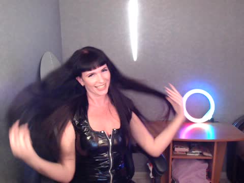 LindaElosiMilf Adult Chat September 11, 2025