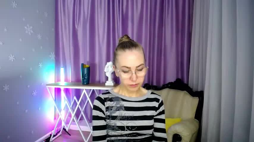 queen_a_n_i Adult Chat September 10, 2025