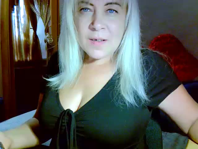 Savan35na Adult Chat September 11, 2025