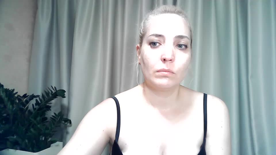 mariska-kiska Adult Chat September 11, 2025