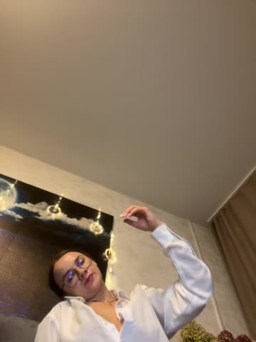 Strip-Lady Adult Chat September 11, 2025