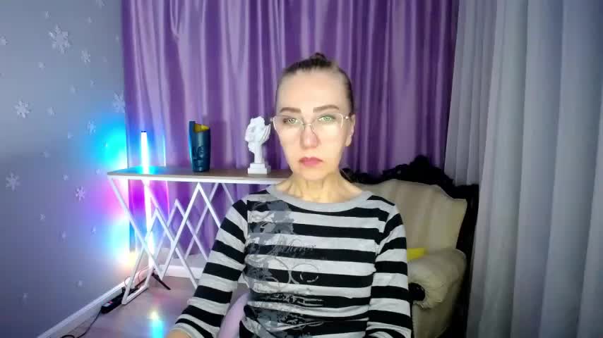 queen_a_n_i Adult Chat September 10, 2025