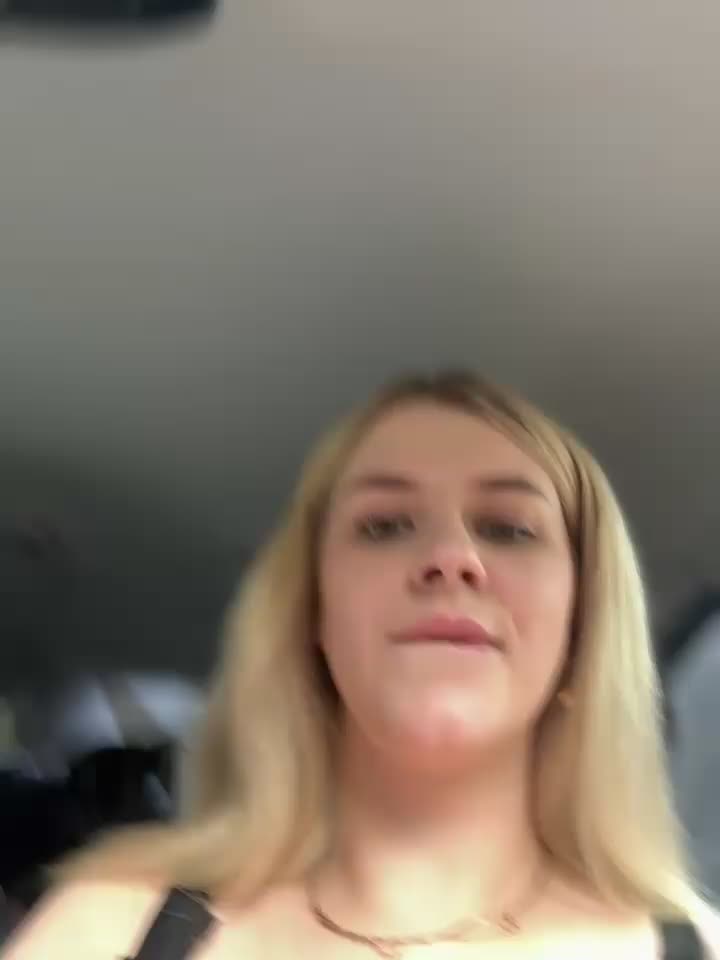 Love_Bri Adult Chat September 10, 2025