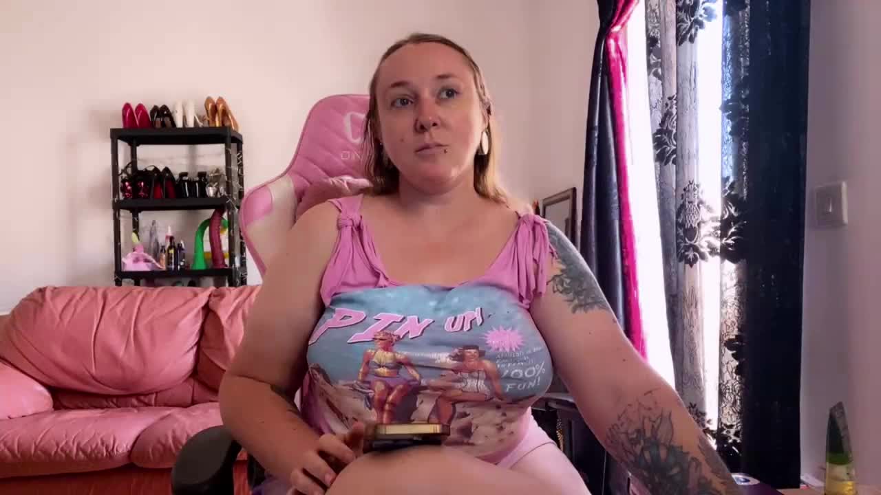 NylonQueen Adult Chat September 11, 2025