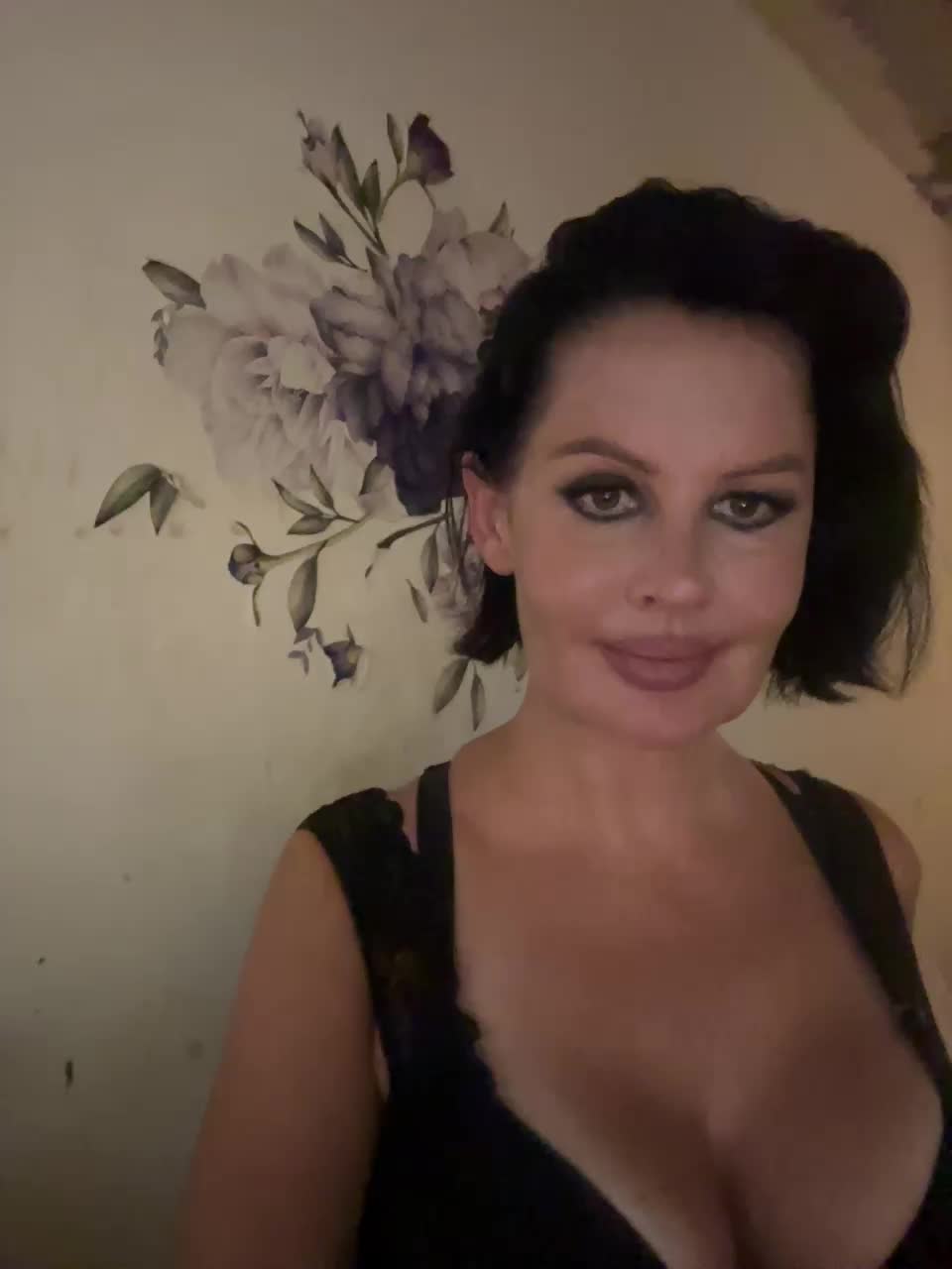 RoyalBreasts Adult Chat September 11, 2025