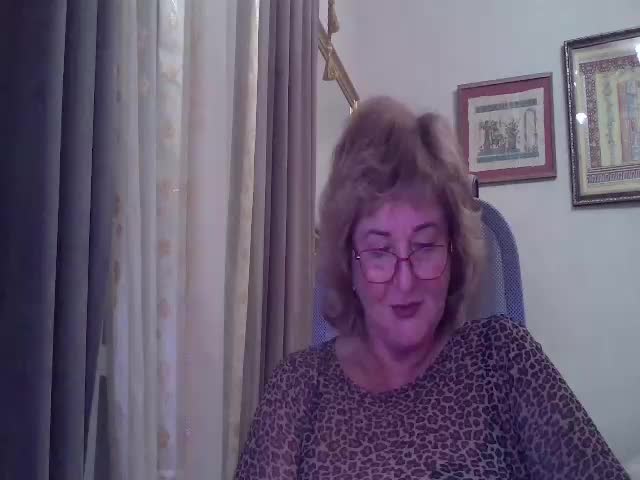 KarinkaSweet Adult Chat September 11, 2025