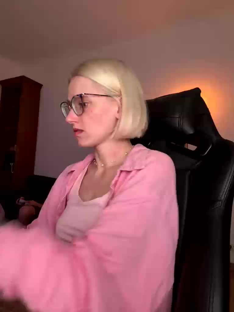 Sexy-Sweets Adult Chat September 10, 2025