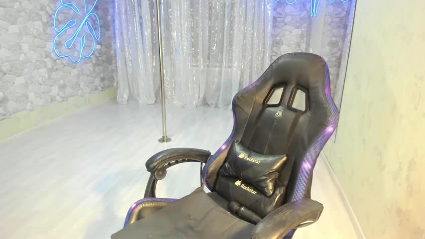 JessicaFamee Adult Chat September 11, 2025