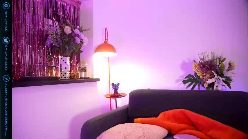 littlee33 Adult Chat September 11, 2025