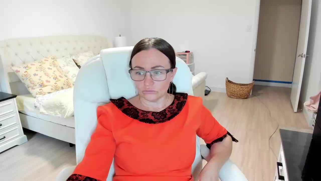 -Michelle- Adult Chat September 11, 2025