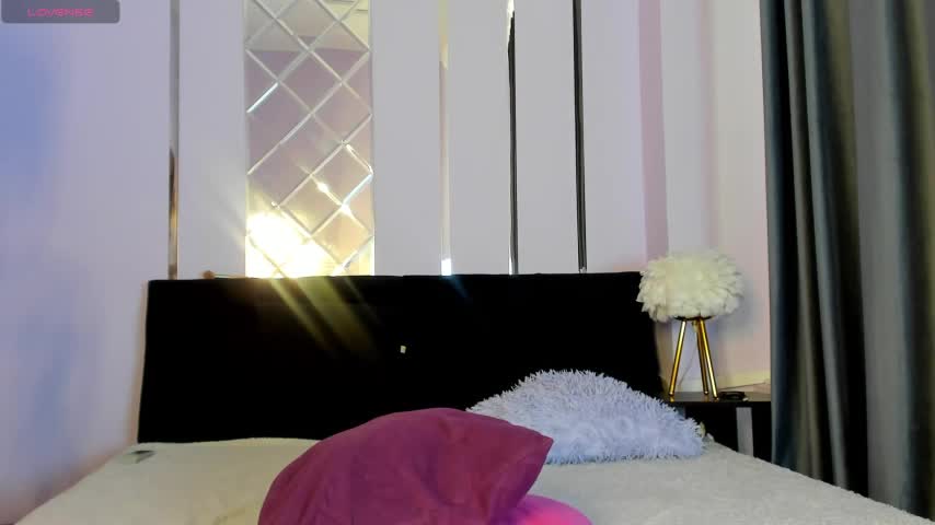 AlisaGoldie Adult Chat September 11, 2025