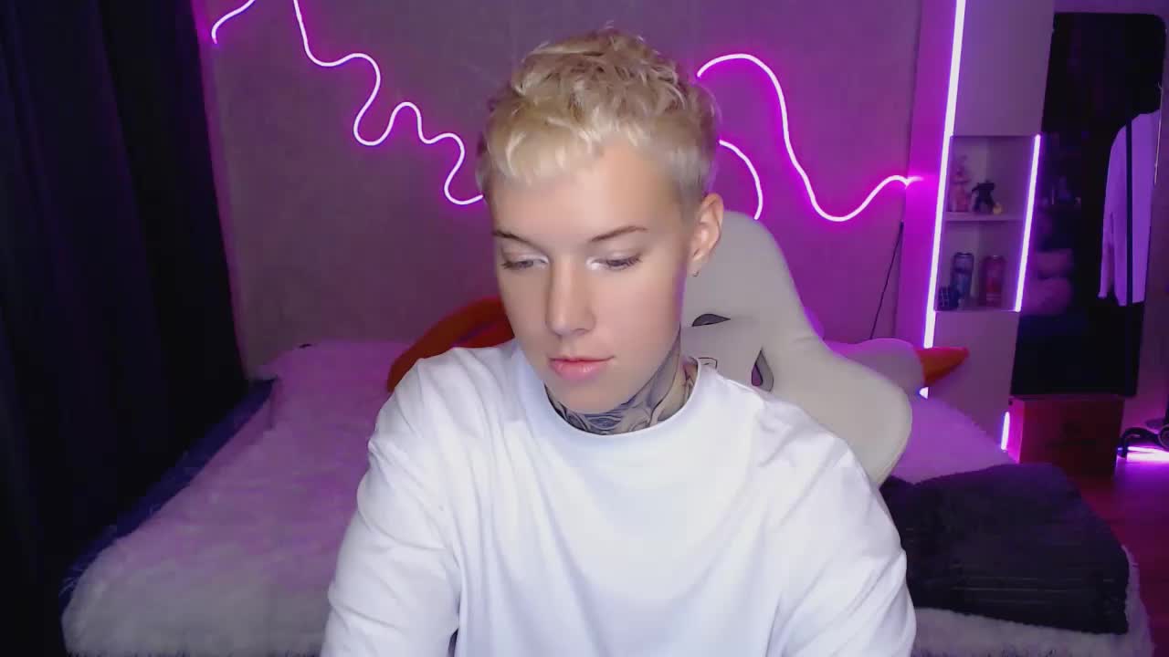 tezes Adult Chat September 11, 2025