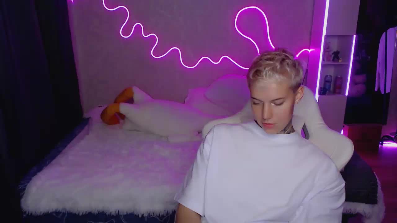 tezes Adult Chat September 11, 2025