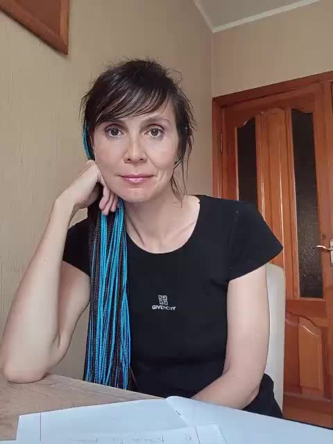 Hellenalonenochka Adult Chat September 11, 2025