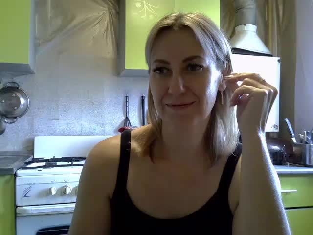 AshleyXHoney Adult Chat September 12, 2025