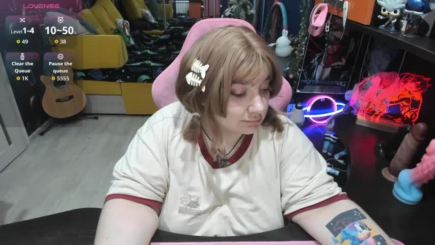 Softie_Sofy Adult Chat September 12, 2025