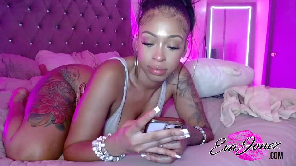 evajonez Adult Chat September 12, 2025