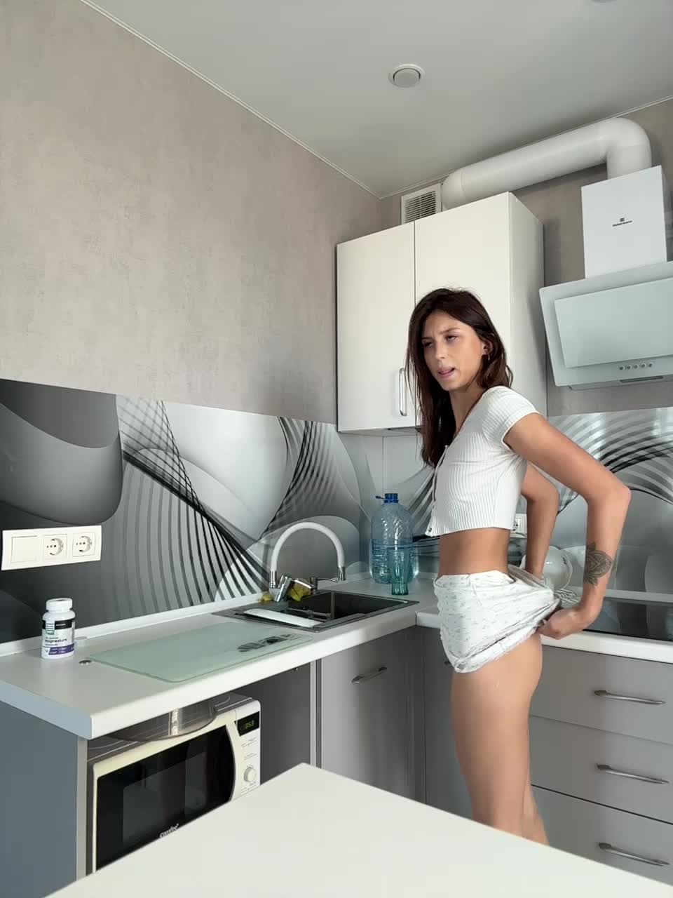 -Eva-22- Adult Chat September 12, 2025