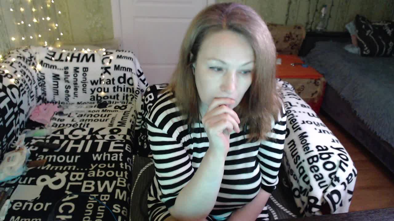 MeganIris Adult Chat September 12, 2025