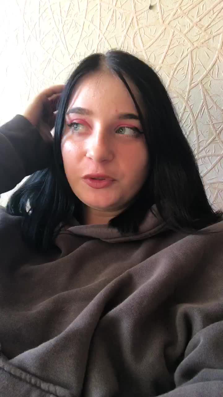 Aliska22 Adult Chat September 12, 2025