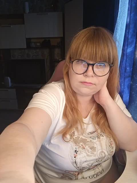 Svetlanka04 Adult Chat September 12, 2025