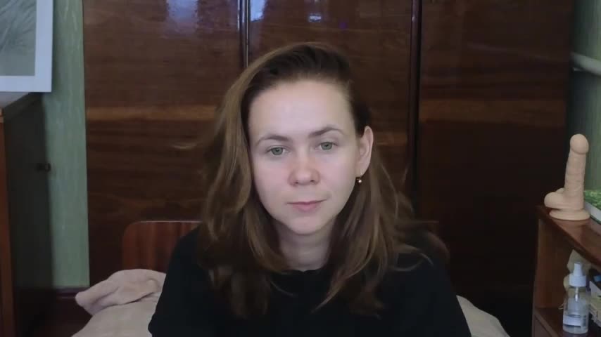 Riley_Roo Adult Chat September 12, 2025