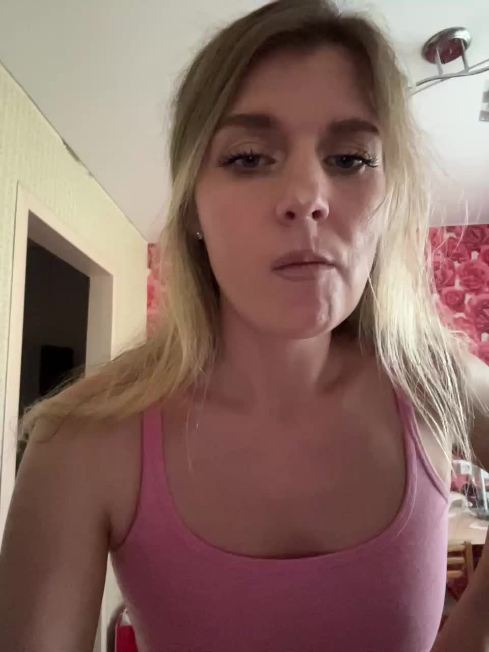 KotiMrrr Adult Chat September 12, 2025