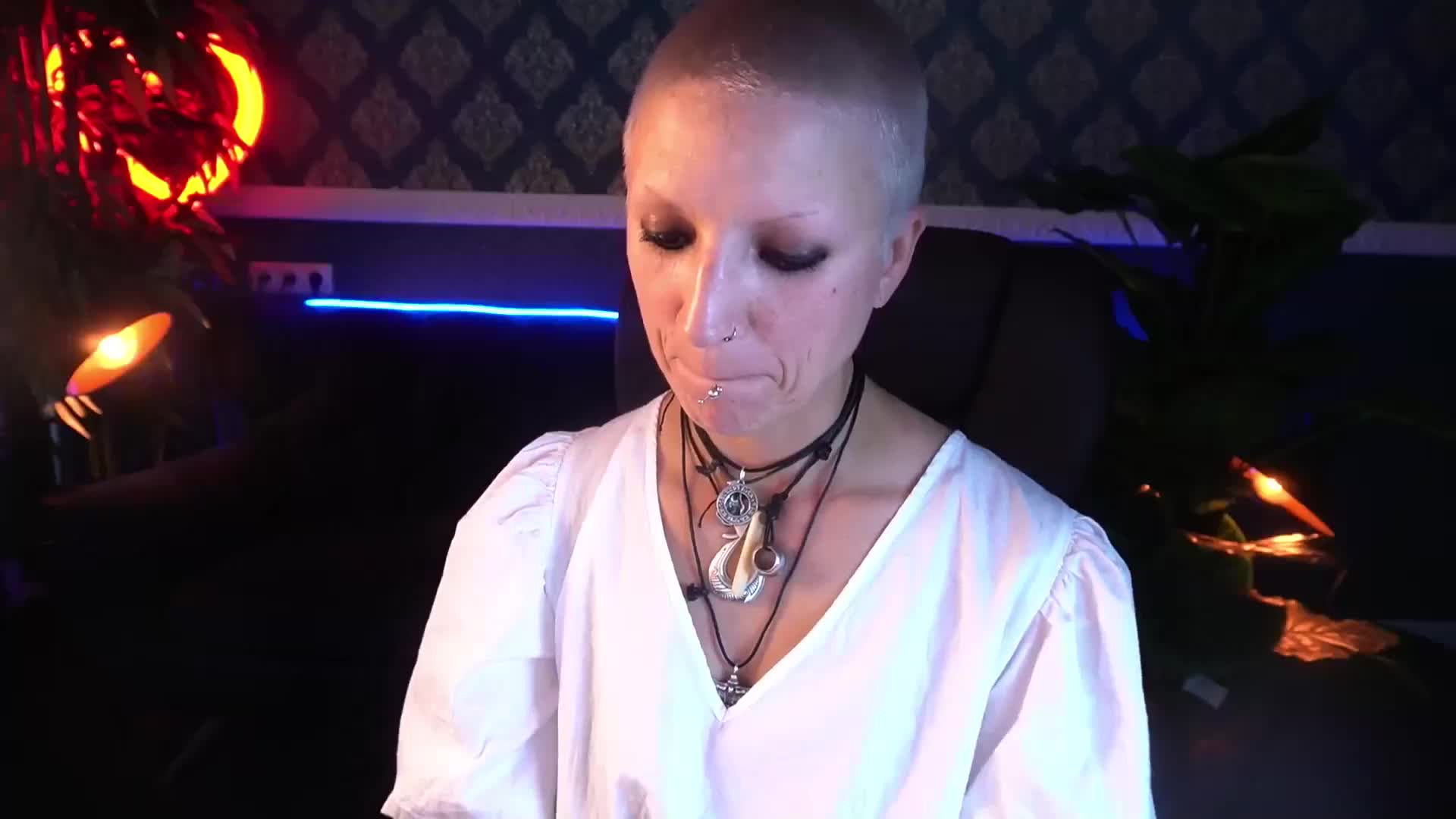 MiraMoonn Adult Chat September 12, 2025