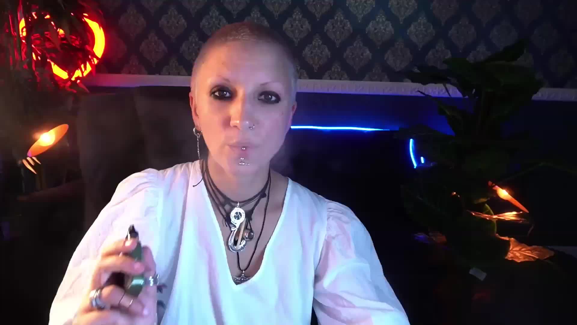 MiraMoonn Adult Chat September 12, 2025