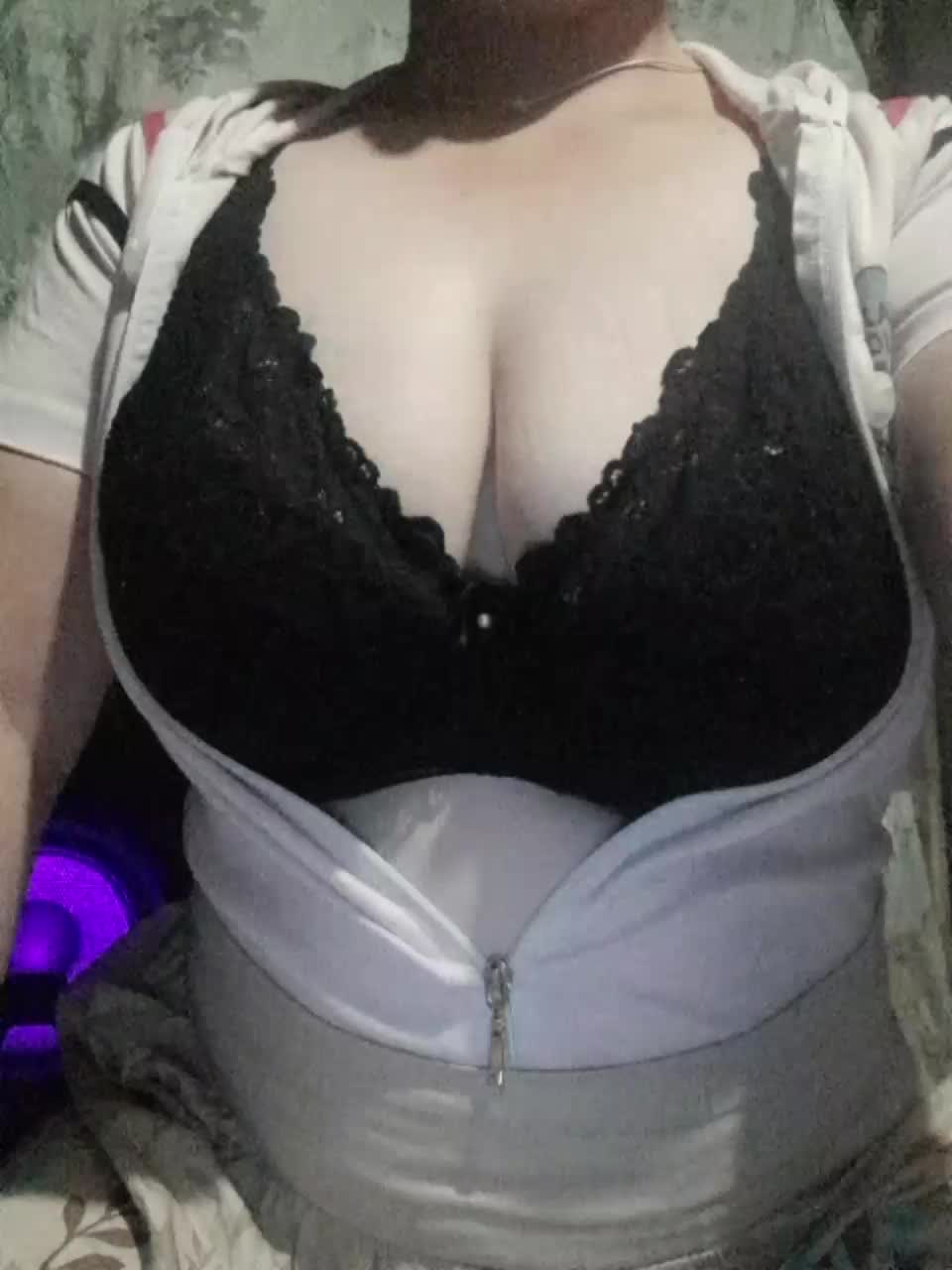 Iriska2025 Adult Chat September 12, 2025