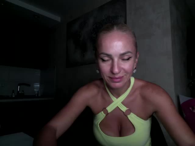 annamari1563 Adult Chat September 12, 2025