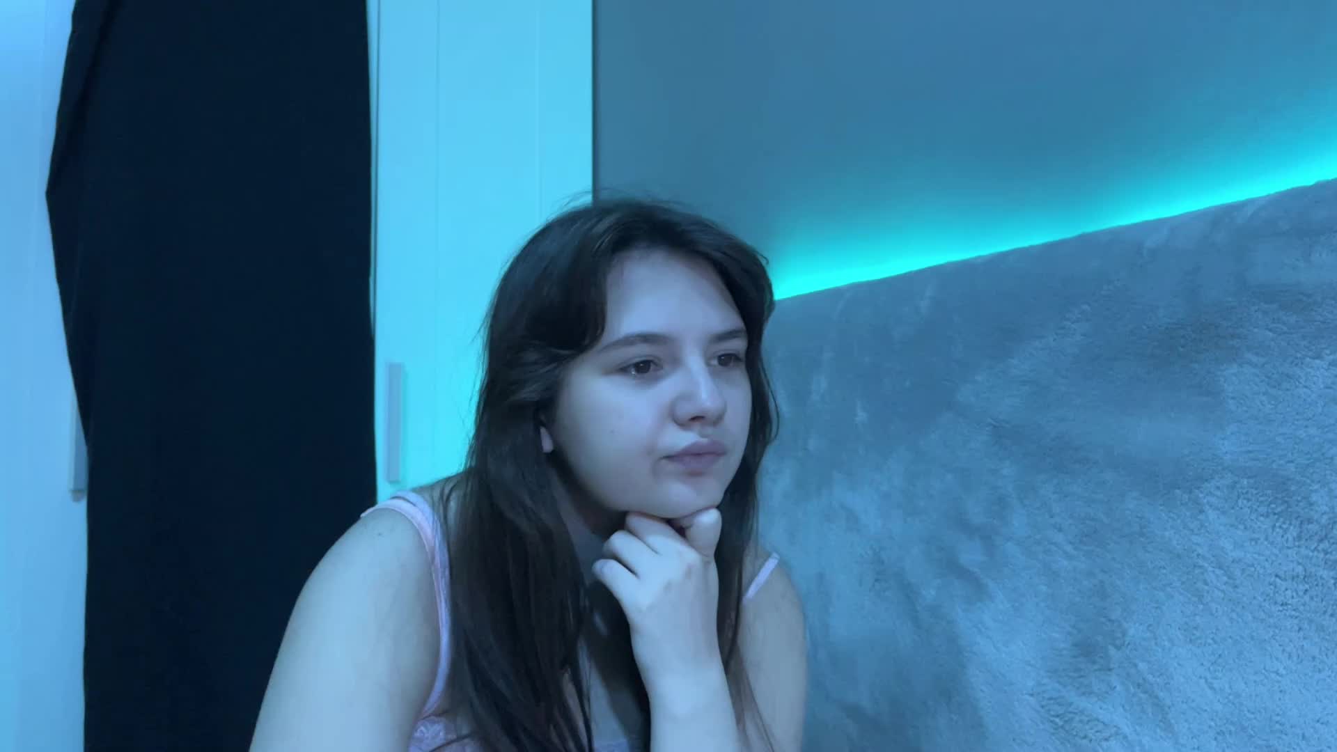 AlisaRichGold Adult Chat September 12, 2025