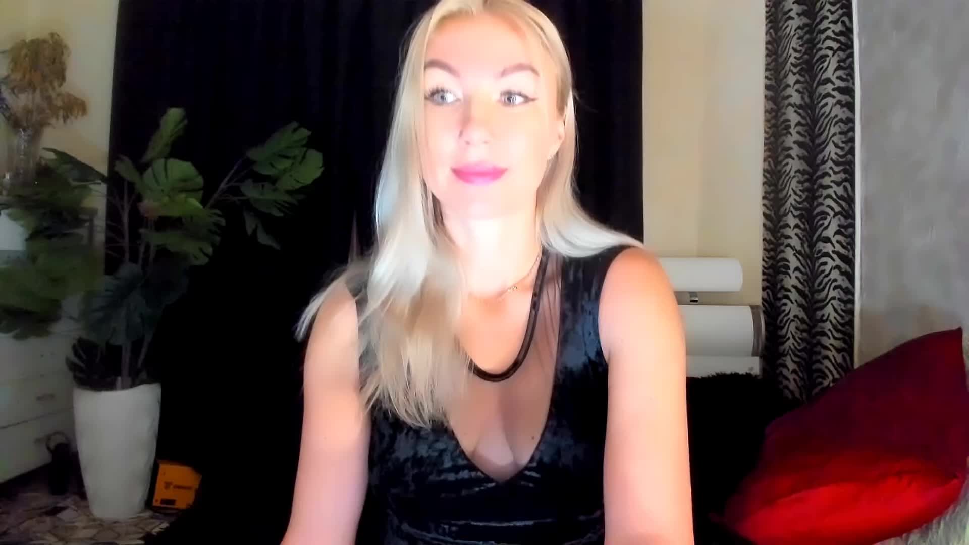 Surreal1 Adult Chat September 12, 2025