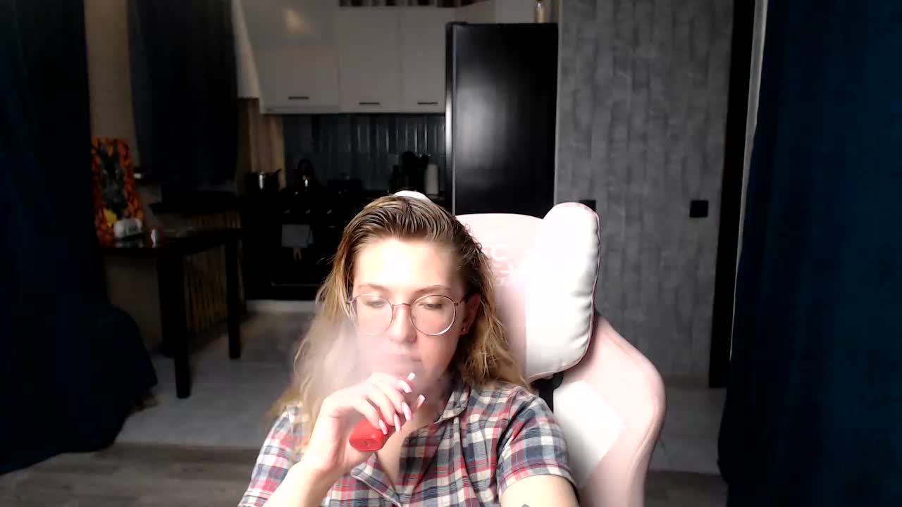 Regimasmile Adult Chat September 12, 2025