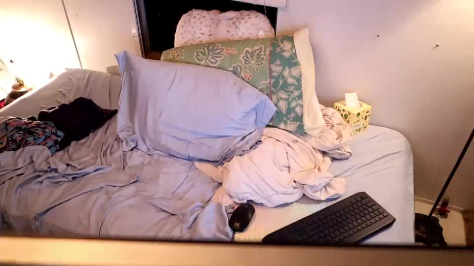 fuckmypussyplz1 Adult Chat September 12, 2025