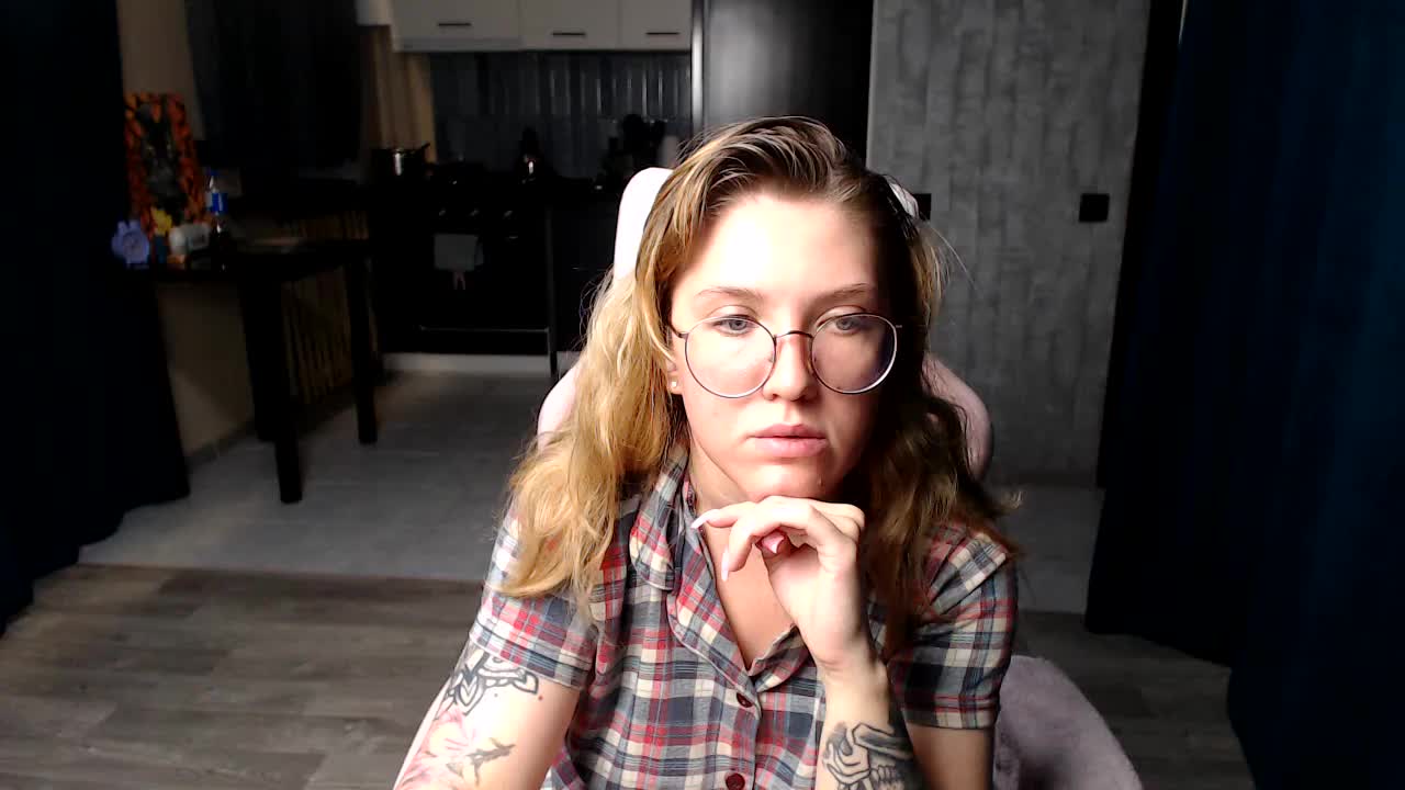 Regimasmile Adult Chat September 12, 2025