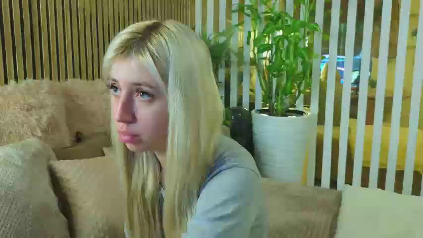 -Violettttta- Adult Chat September 12, 2025