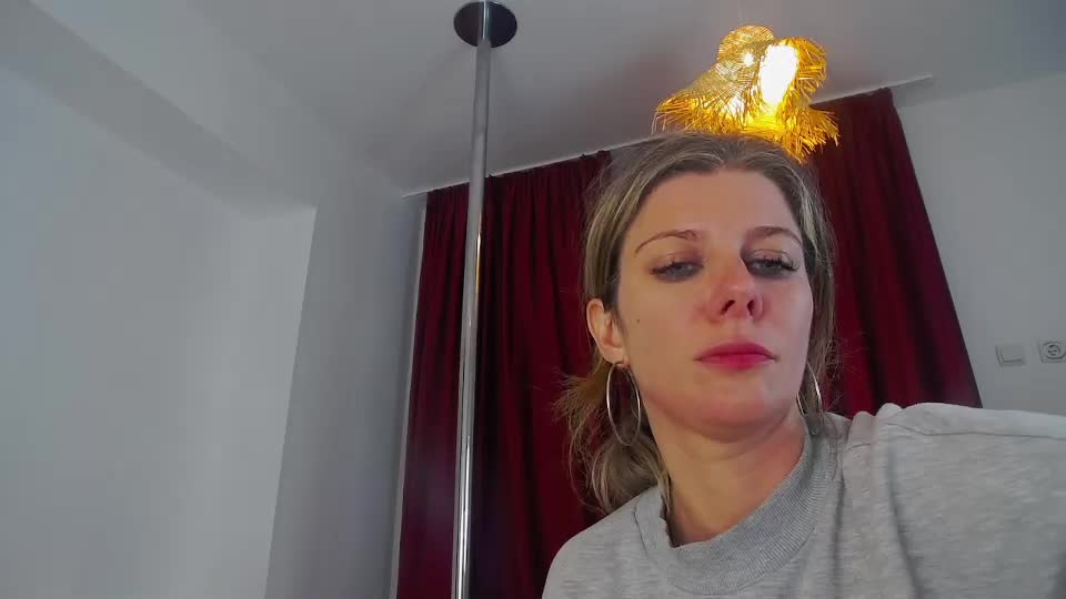 poker_facee_ Adult Chat September 12, 2025