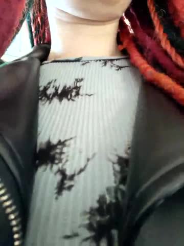 Frost_foxy Adult Chat September 12, 2025