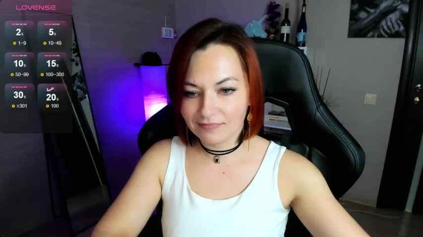 Serena_Woods Adult Chat September 12, 2025