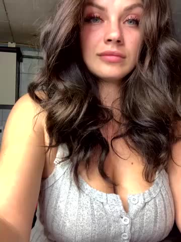 Sweeeeet_Candy Adult Chat September 12, 2025