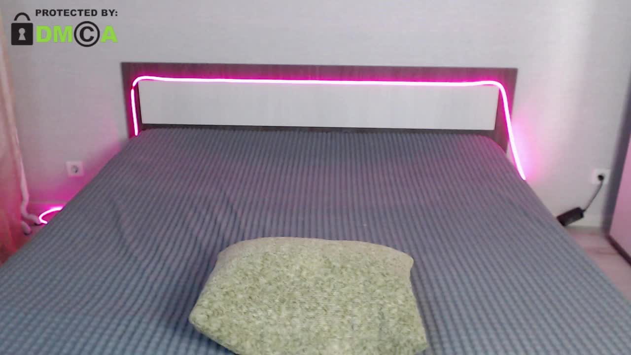 RonnieMilles Adult Chat September 12, 2025