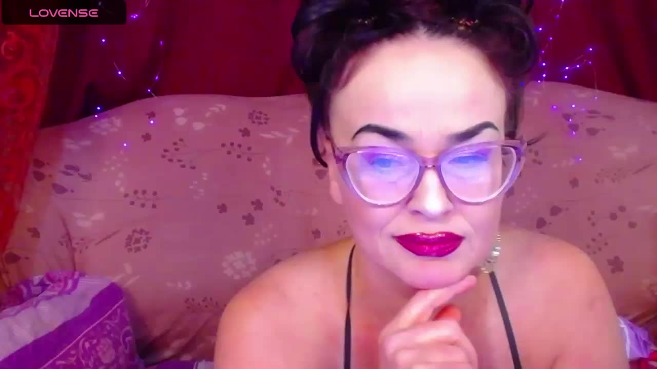 hotzlata Adult Chat September 12, 2025