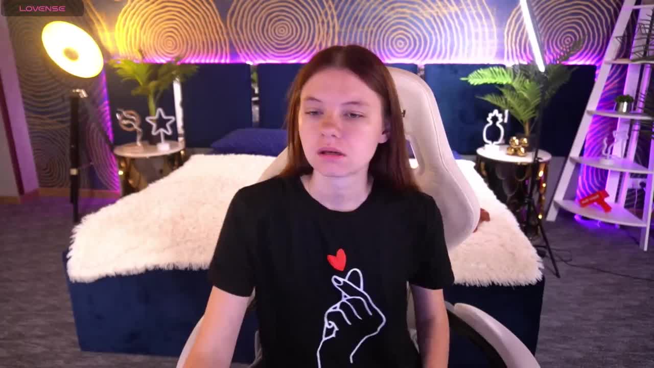 MaRishKa1 Adult Chat September 12, 2025